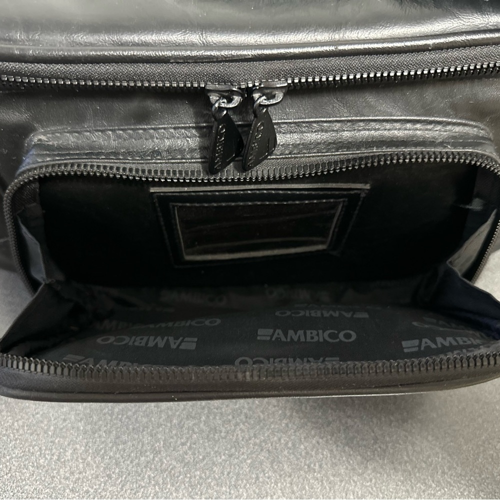 Ambico Signature Series Padded Camera Gear Camcorder Bag VHS-C/8mm (V-4465) - Picture 3 of 10